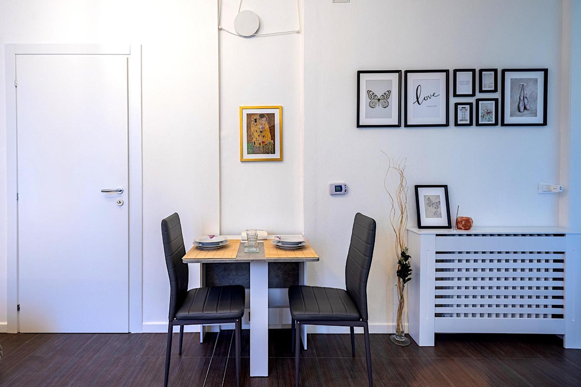 Ambra House - Ingresso Diretto, Parcheggio Libero E Wi-fi *